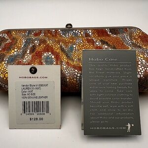 Limited release HOBO Lauren clutch